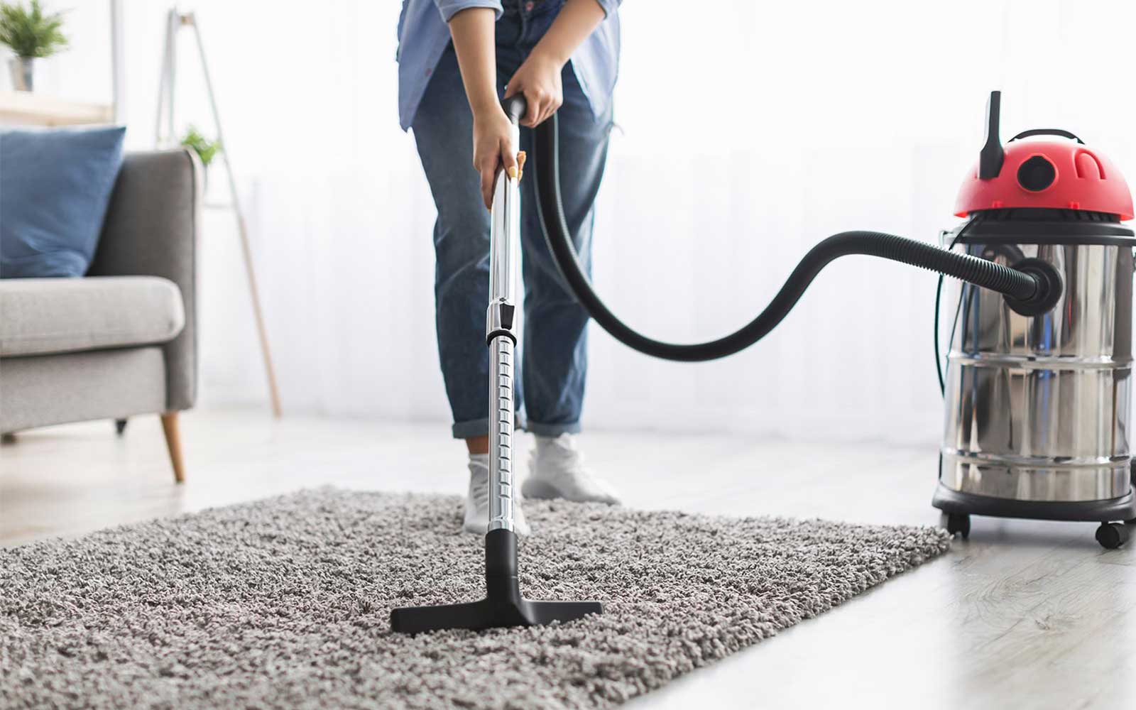 Rug-care Rug vaccuming | JCB Interiors